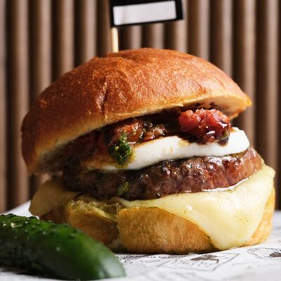 Бургер Дон Антонио в Torro Grill по цене 1150 ₽