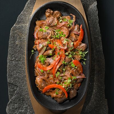 Тжвжик из куриных сердечек в Cascade по цене 690 ₽