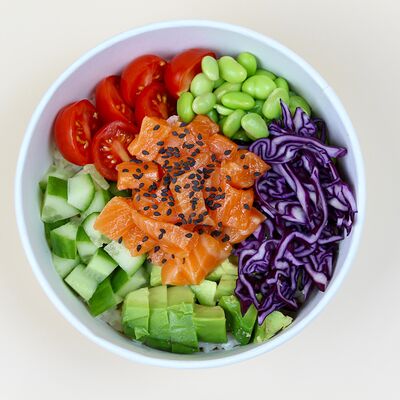 Боул с лососем в Суши Сэгун и роллы по цене 1240 ₽