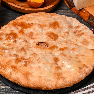 Лобиани - пирог с фасолью в Keto & Kote Грузинская кухня по цене 548 ₽