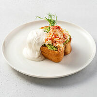 Тост на бриош Краб Луи в Хлеб Насущный