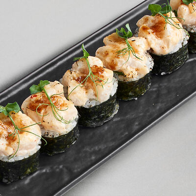 Ролл гребешок карамель в Mojo по цене 850