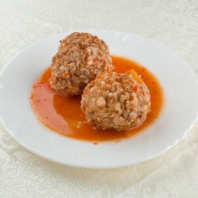 Тефтели в томатно-овощной подливке в Римские каникулы по цене 290 ₽