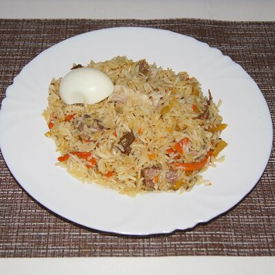 Плов Узбекский в Шашлыки & Пироги по цене 300 ₽