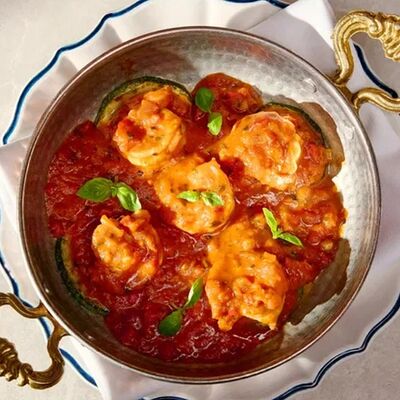 Креветки в соусе Сан-марзано в АFINA по цене 1100 ₽