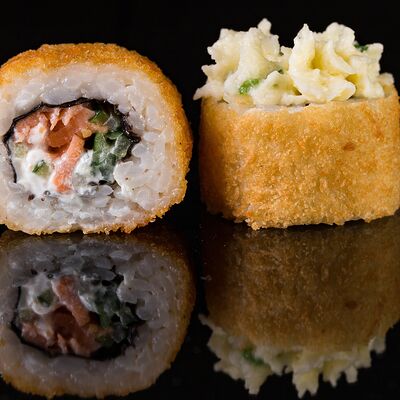 Чизз Салмон Хот в Inwok по цене 650 ₽