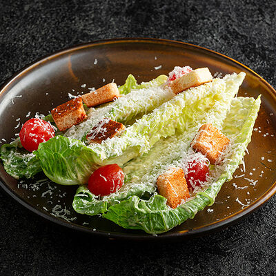 Листья цезарь с гренками и сыром грана падано в Склад 22 по цене 490