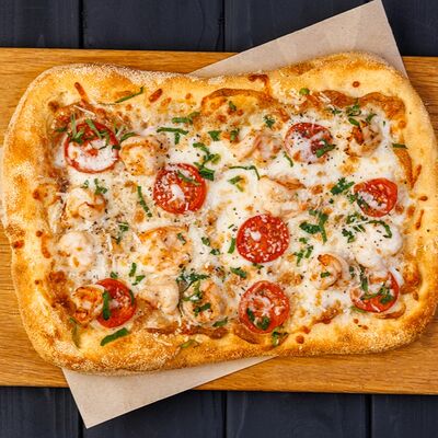 Цезарь с креветками в ПИВОВАРНЯ РЕСТОБАР по цене 1070 ₽