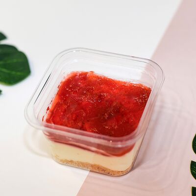 Трайфл чизкейк клубничныйв Pokemania по цене 499 ₽