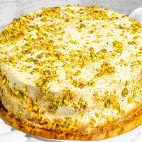Торт Фисташковый (половина) в Ай Да Выпечка