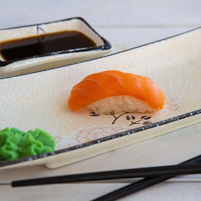 Суши с лососем в 4 Лосося по цене 179