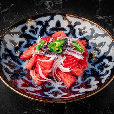 Ачик-чучук в Чайхана Плов центр по цене 240 ₽