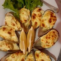 Запечённые мидии с чесноком в Море Мясо