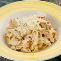 Альфредо в Grizzly Bar