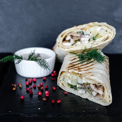 Шаурма с курицей в Siesta-Cafe по цене 150 ₽