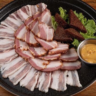 Сало по-домашнему в Cernovar по цене 495 ₽