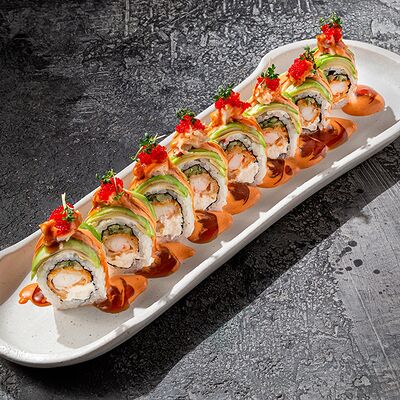 Филадельфия с хрустящей креветкой и крабом в UMI Asian kitchen & bar по цене 1330 ₽