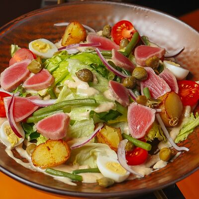 Салат Нисуаз в Ленинградский Экспресс по цене 860 ₽