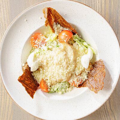 Цезарь с цыпленком в Friend Zone Гвоздь по цене 521 ₽