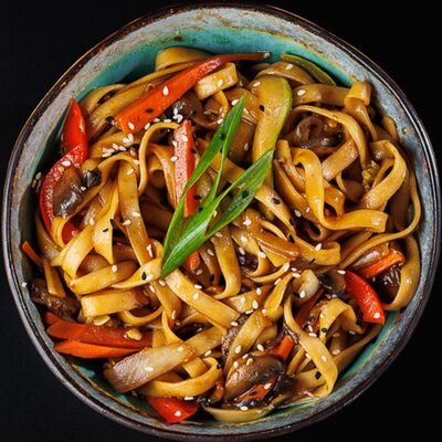 Удон с овощами в Nook Coffee по цене 700 ₽