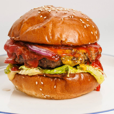 Бургер классический в Причал по цене 860 ₽