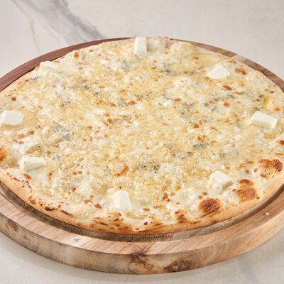 Пицца Четыре сыра в Cante по цене 570 ₽
