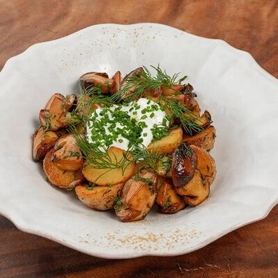 Жареный картофель с белыми грибами в Mushrooms по цене 930 ₽