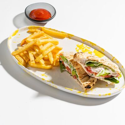 Клаб сендвич Pizzateca c тунцом в Bistro Pizzateca 9.8 по цене 800 ₽