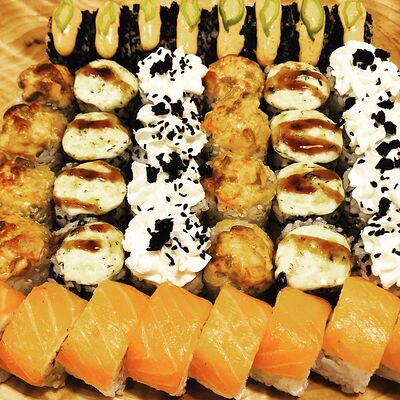 Микс набор №3 в Sushi Лавка по цене 1499 ₽