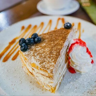 Блинный торт в Premier & Only по цене 395 ₽