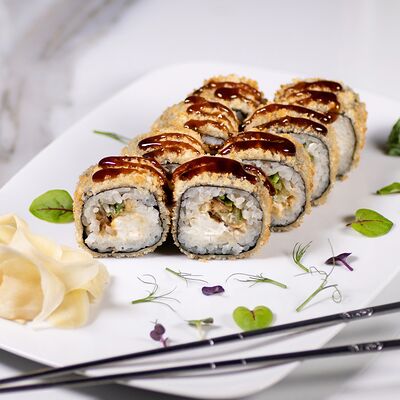 Темпура ролл с угрем в Евразия по цене 600 ₽