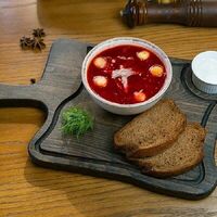 Борщ с говядиной в Чайхана Хавас