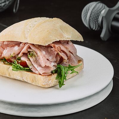 Сэндвич с домашней мортаделлой в Интонация по цене 750 ₽