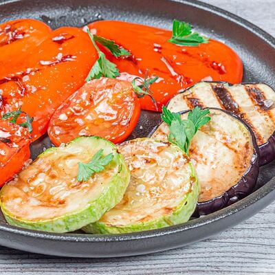 Овощи на мангале в Yunga Tim Fish & Grill по цене 980 ₽