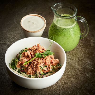 Окрошка с копченой индейкой на зеленом тане в Гранат по цене 430