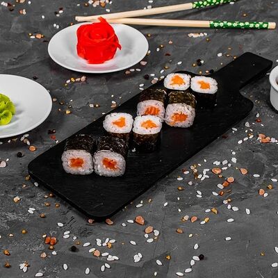 Мини-ролл Спайси-лосось в Суши Пати по цене 349 ₽