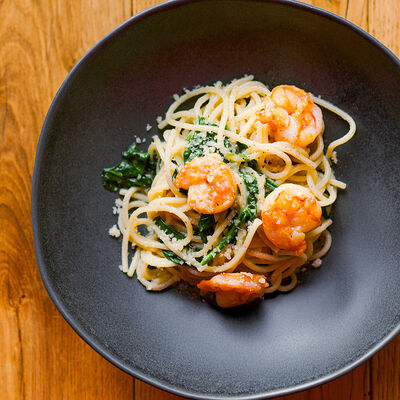 Спагетти с креветками, лемонграсс, сичими в Кусто по цене 930 ₽