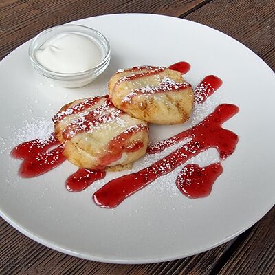 Сырники домашние в Пельмэн по цене 295 ₽