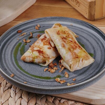 Д* Блины с курицей и грибами в ЭлеКафе по цене 325 ₽