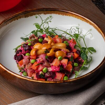 Винегрет с маринованными грибами в Старый город по цене 400 ₽