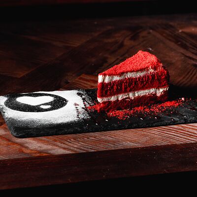 Торт Красный вельветв Шиканландия по цене 320 ₽