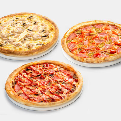 Комбо 3 Любимые пиццы традиционное в Империя пиццы по цене 2090 ₽