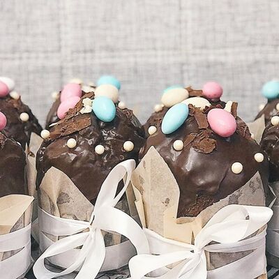 Кулич шоколадный Брауни в Пекарня хлеб батон по цене 940 ₽