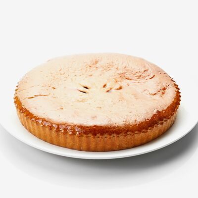 Пирог с вишней и клубникой в Ирон Кабис по цене 1100 ₽