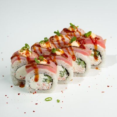 В опалённом тунце с волокнами снежного краба (8 шт.) в ЁБИСАН по цене 1379 ₽