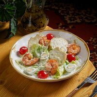Цезарь с креветками в Гастробар Библиотека