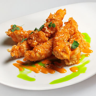 Хрустящие креветки в соусе том ям в Вартазия по цене 1200 ₽