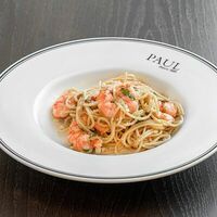 Паста с креветками в Paul