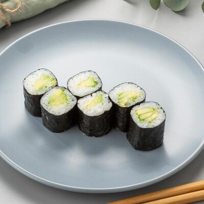 Мини-ролл с авокадо в Сушишоп по цене 131