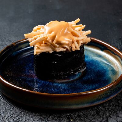 Гунканы Краб спайси (2 шт) в Сие Паста по цене 400 ₽